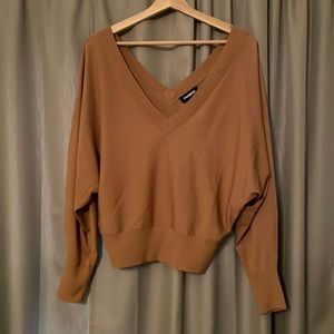 NWOT Express brand new never worn double v neck sweater rust size medium